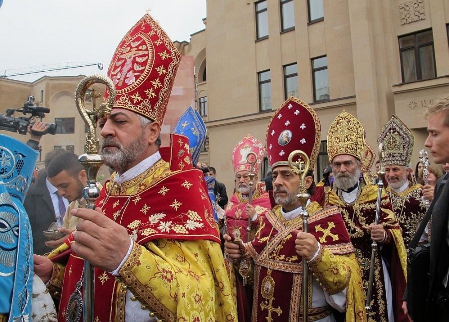 В Москве освящен кафедральный собор Армянской церкви