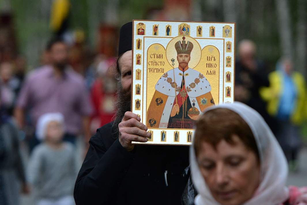 Паломники во время традиционного Царского крестного хода