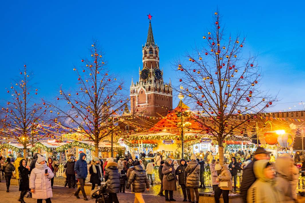 Новогодние украшения в Москве