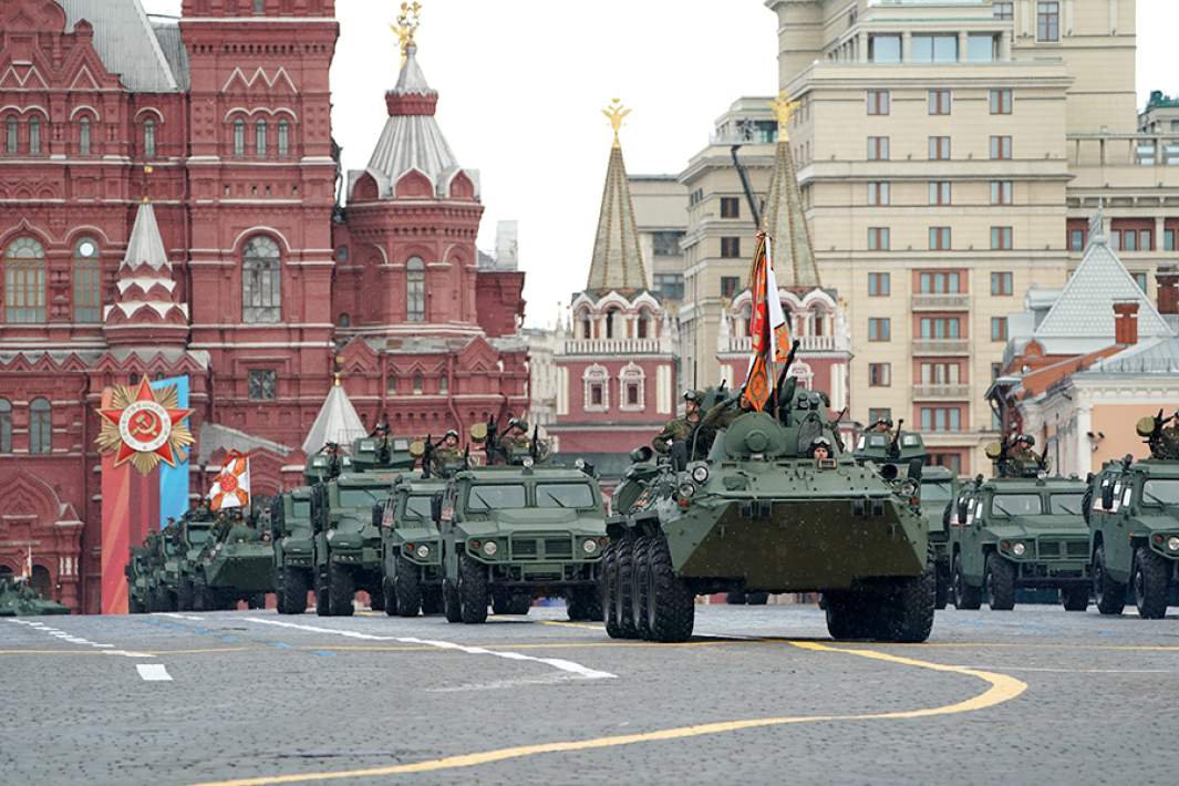 Военная техника во время парада на Красной площади в честь 79-летия победы в Великой Отечественной войне