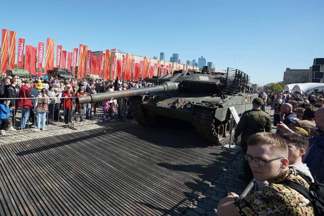 танк Leopard 2A6