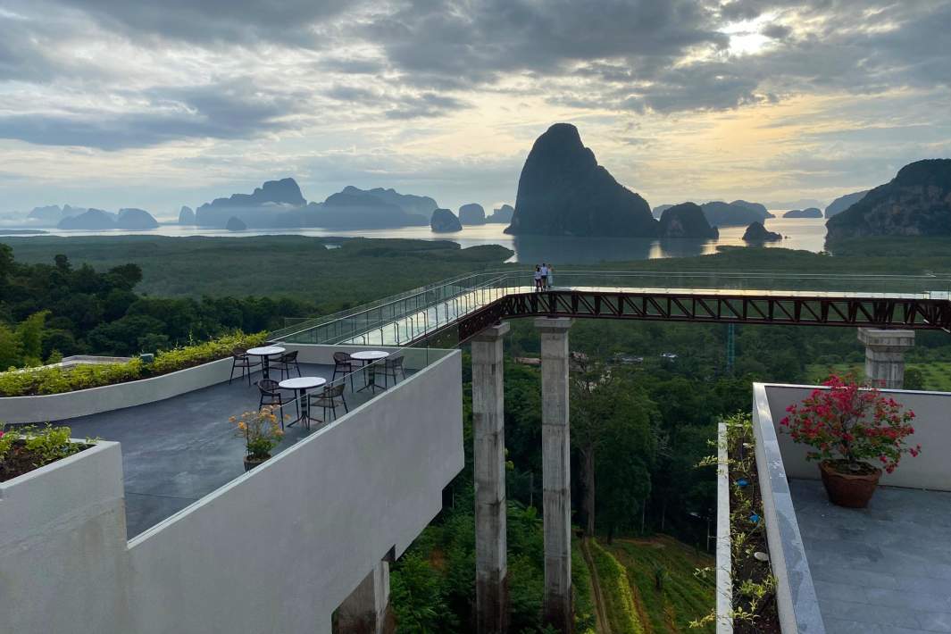 Beyond Skywalk Nangshi