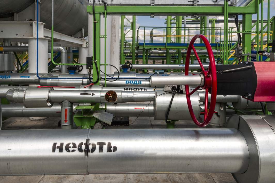 Нефтяное месторождение