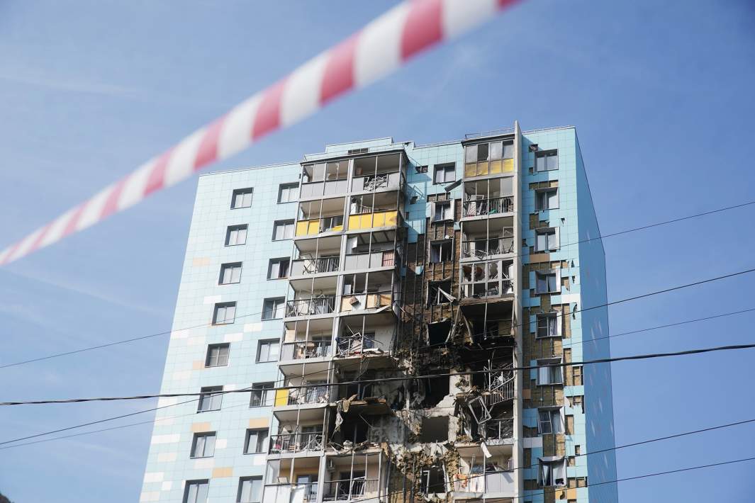 В результате атаки БПЛА повреждения получили два многоквартирных дома в подмосковном районе Раменское. 10 сентября 2024 года